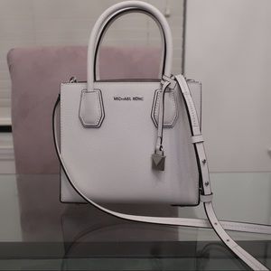 Michael Kors Medium Mercer Crossbody, optic white